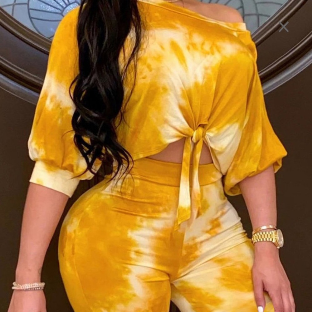 2 piece crop top and legging set